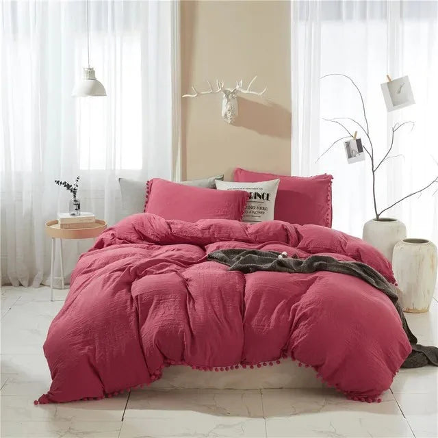 Pompom-Trim Quilt Cover Set