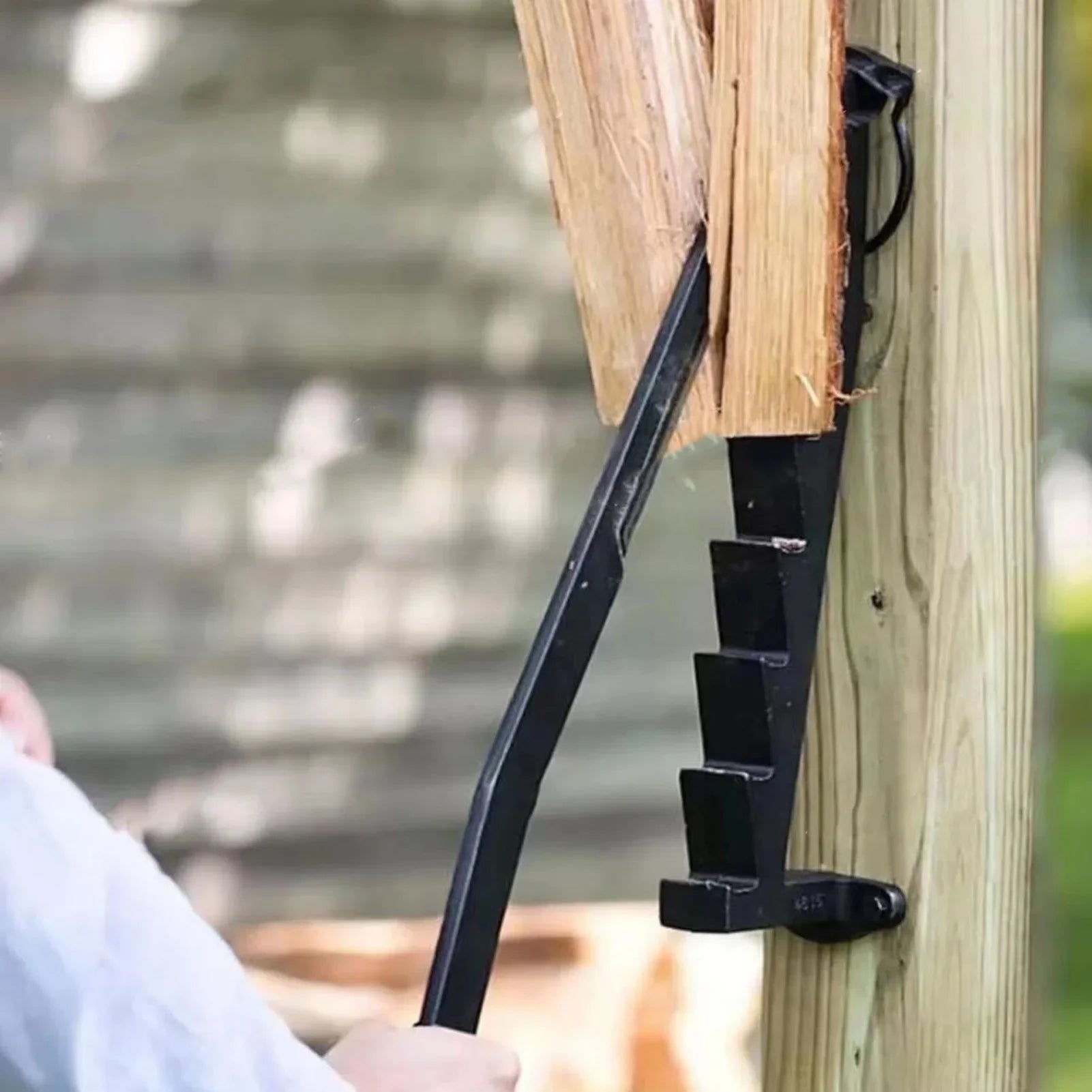 Wall-Mounted Kindling Splitter