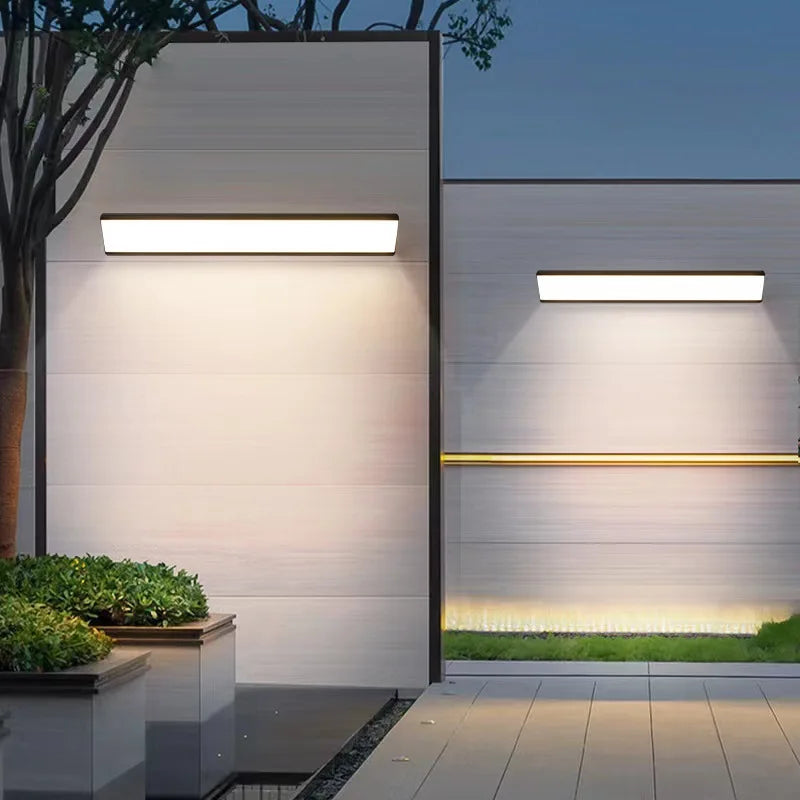 Weatherproof LED Outdoor Wall Light